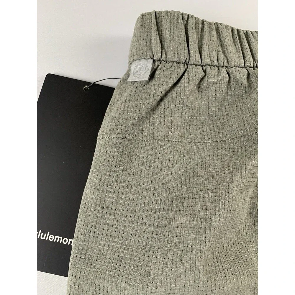 Lululemon ABC Wovenair Pull-on Short 5” Inseam